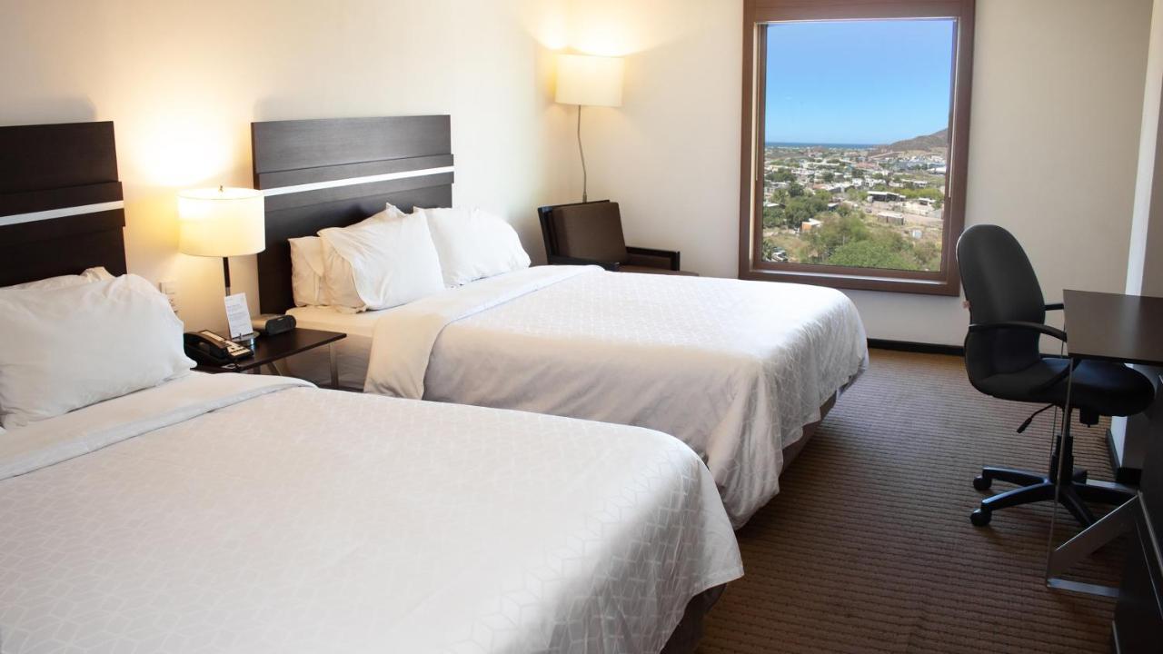Holiday Inn Express Guaymas By Ihg Zewnętrze zdjęcie A typical room at the Best Western Premier Executive Residency