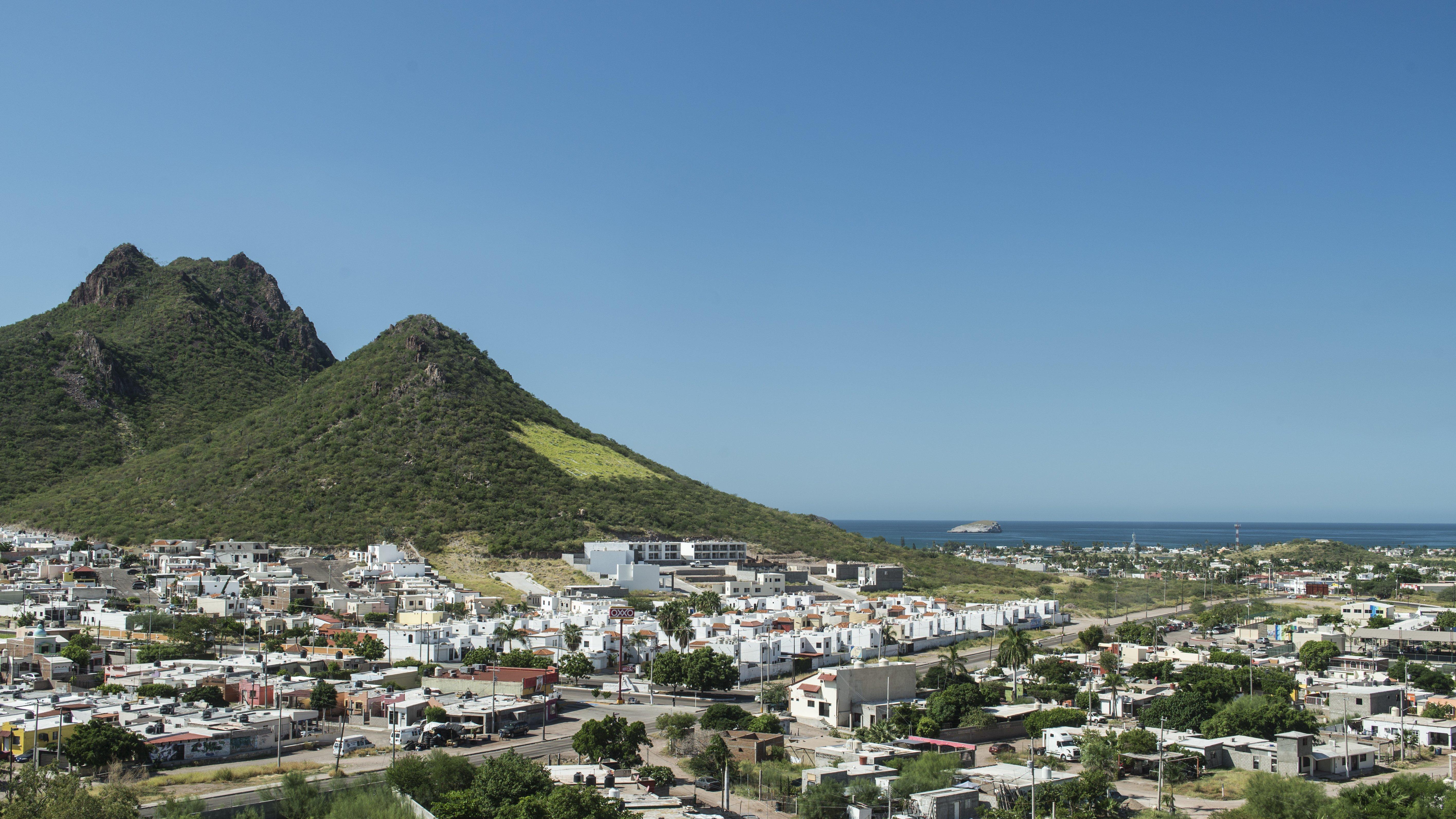 Holiday Inn Express Guaymas By Ihg Zewnętrze zdjęcie View of La Paz